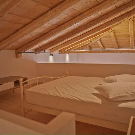 Ferienwohnung Σταχυ Και Μελι Loft Gythio Exterior foto