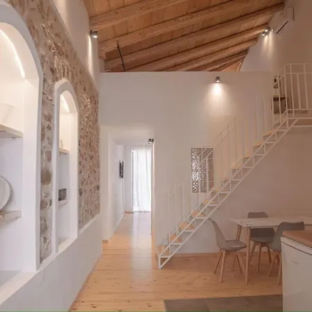 Ferienwohnung Σταχυ Και Μελι Loft Gythio Exterior foto